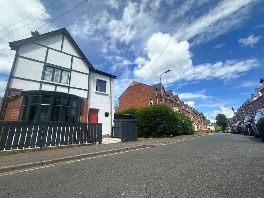Friars Bush House Belfast - Stunning 4 Bedroom Detached House In Exclusive Queens Quarter Luxury Belfast City Centre Kültér fotó